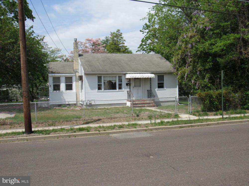 Currently Displayed Property Photo